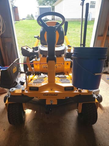 Main image Cub Cadet Ultima ZTS2